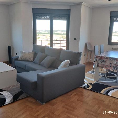 Vut El Negrillo 15 Apartment Astorga Luaran gambar