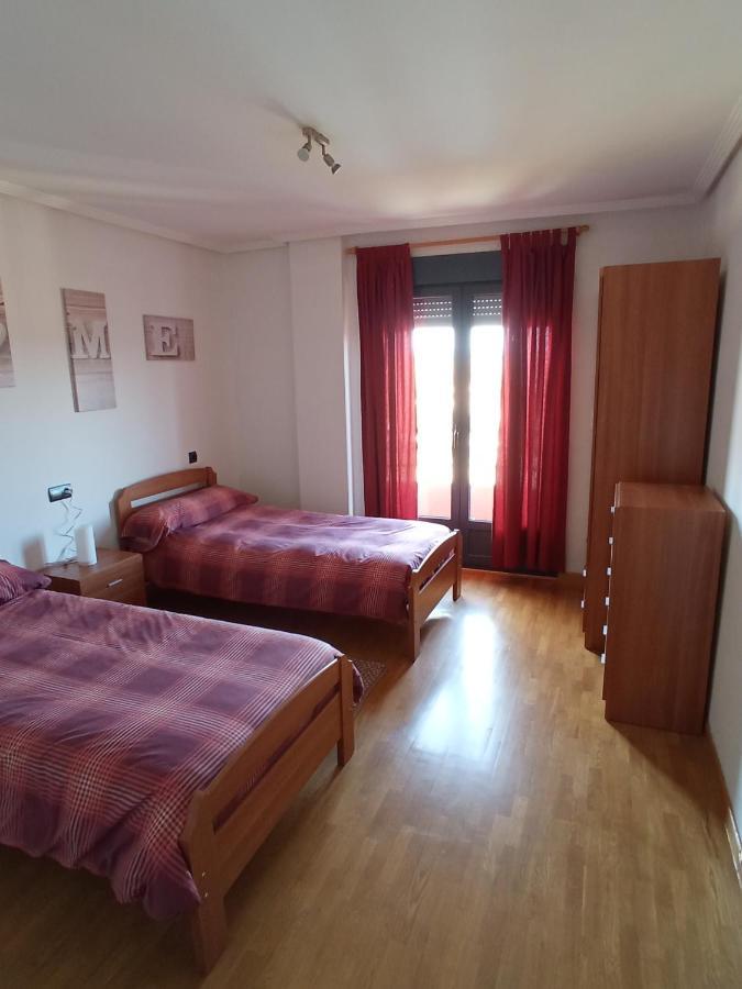 Vut El Negrillo 15 Apartment Astorga Luaran gambar